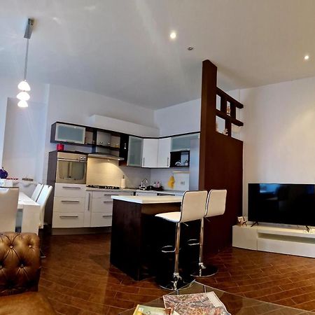 Queen Of Stay - Apartment Lili Rijeka Exteriör bild