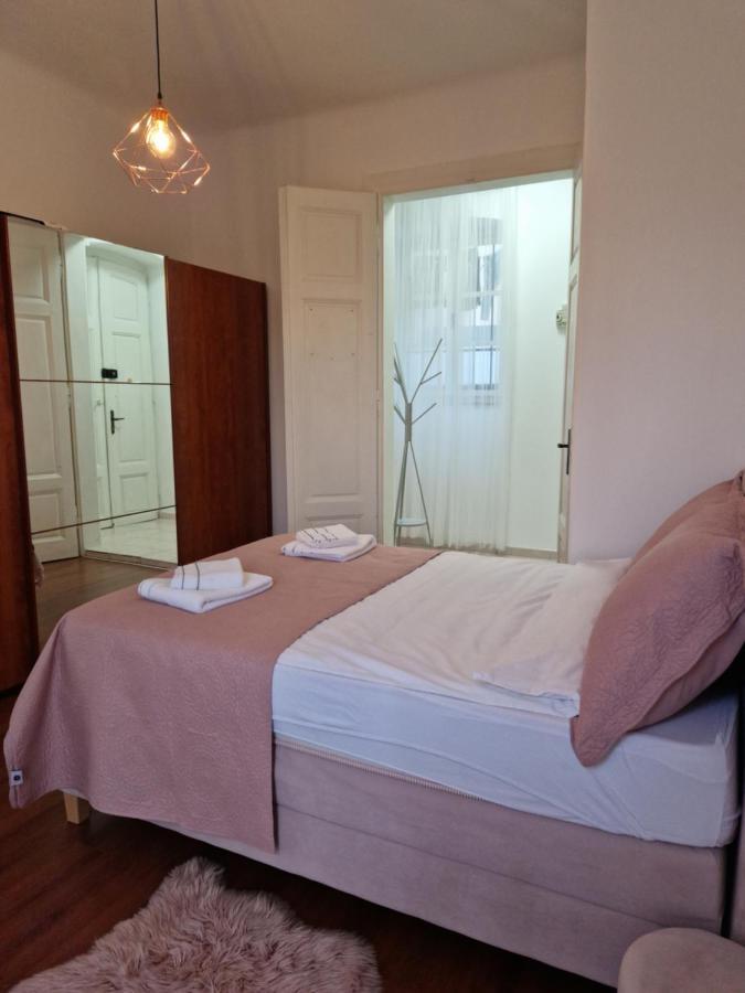 Queen Of Stay - Apartment Lili Rijeka Exteriör bild
